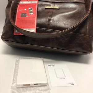 COPY - NEW Vintage Look Phone Charging Tote